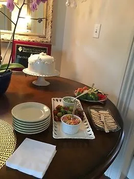 Bed & Breakfast Justine Inn Savannah